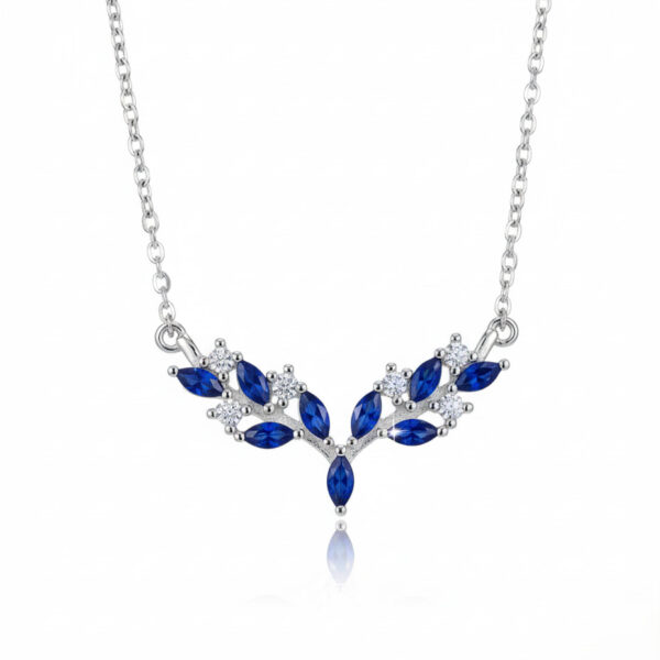 قلادة قرن الغزال الأزرق